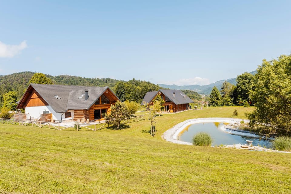 Property building, Day, Natural landscape, Lake view, Mountain view