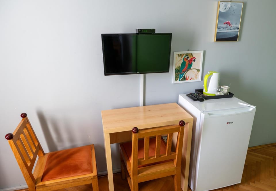 TV and multimedia, minibar