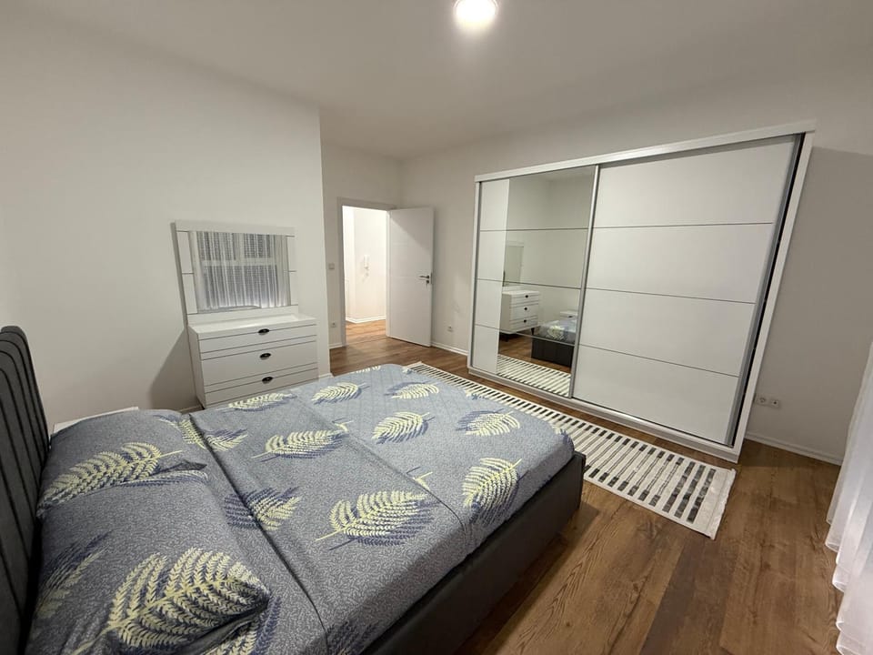 Banese 113m2 3dhoma gjumi,sallon,2 banjo,ballkon Apartment in North Macedonia