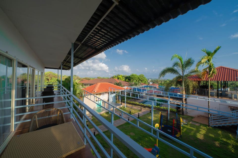 Balcony/Terrace, Pool view