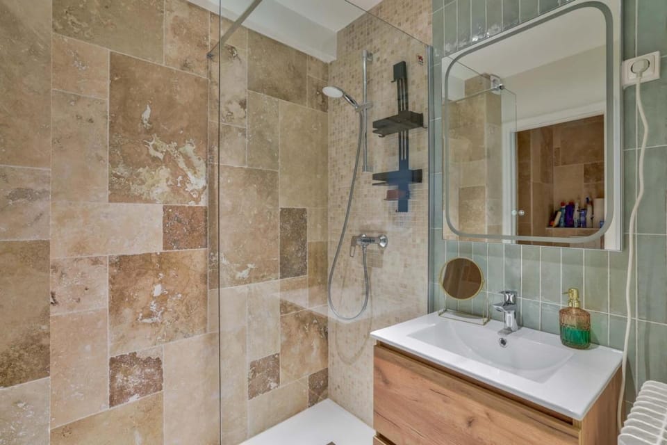 Superb Studio bien équipé Paris Montparnasse Apartment in Paris