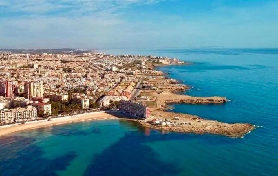 Apartment by LosLocos Beach in Torrevieja Apartment in Torrevieja
