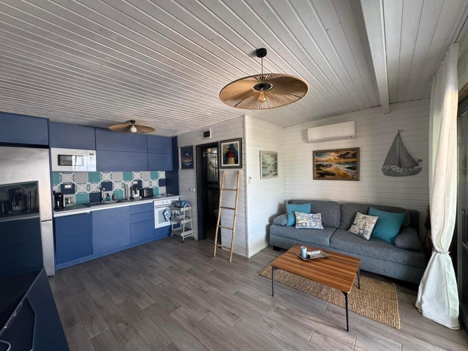 Camping Gardenia - Bungalow SeaBed House in Burgas Province