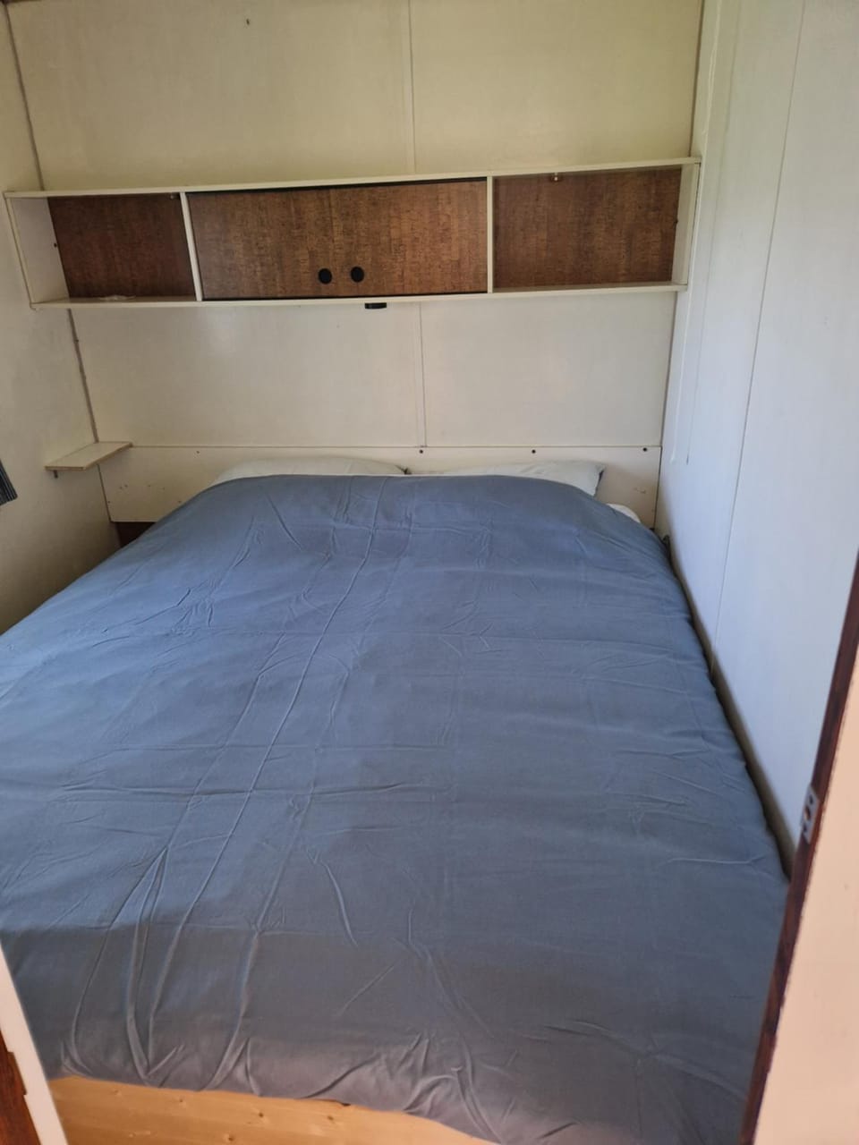 Bed, Bedroom, bunk bed, wardrobe