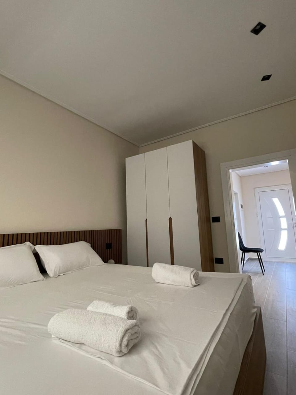Bed, Photo of the whole room, Bedroom, towels, wardrobe
