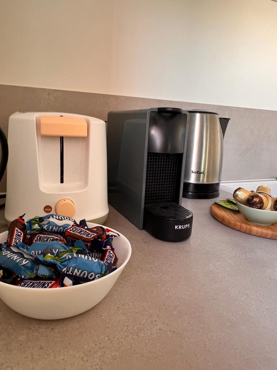 Coffee/tea facilities, Kitchen or kitchenette, Food and drinks, Food, Drinks, minibar, toaster