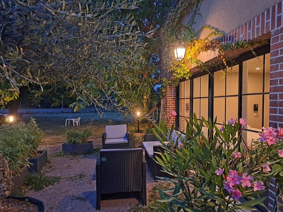 Gîte 2 pers avec piscine House in Centre-Val de Loire