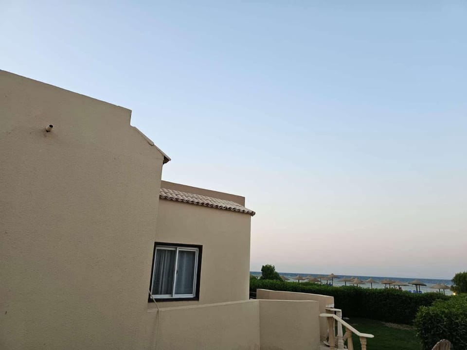 شاليه بالسخنه صف اول على البحر House in Egypt