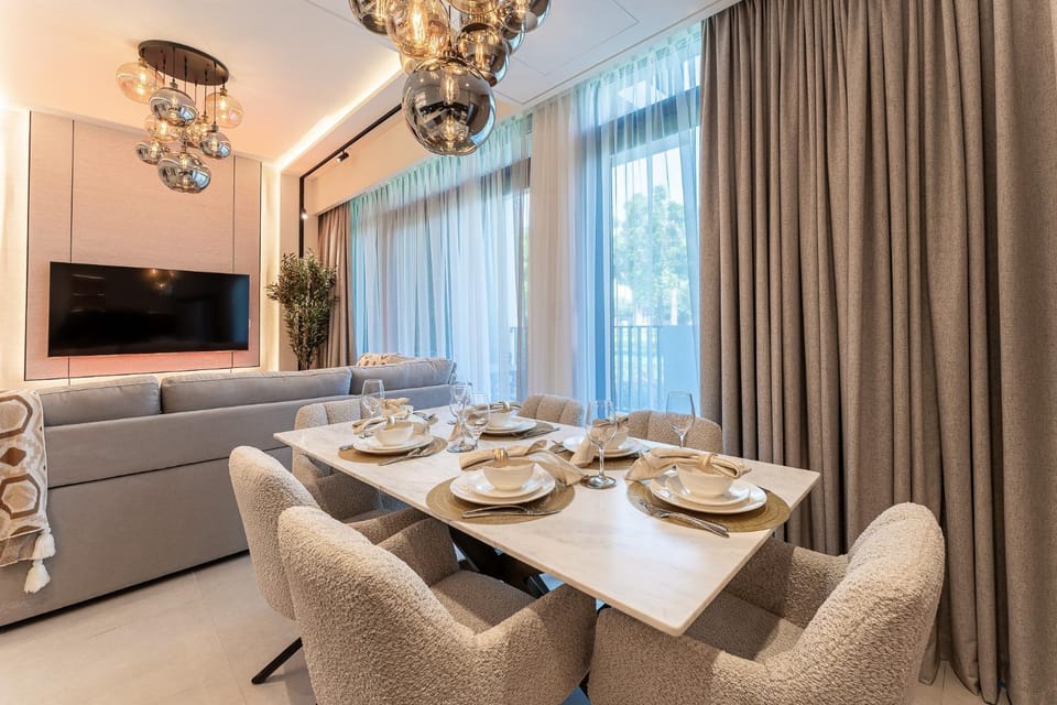 TV and multimedia, Living room, Dining area