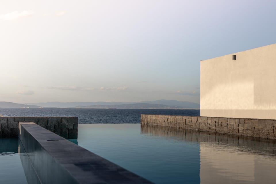 Day, Natural landscape, Sea view, Swimming pool