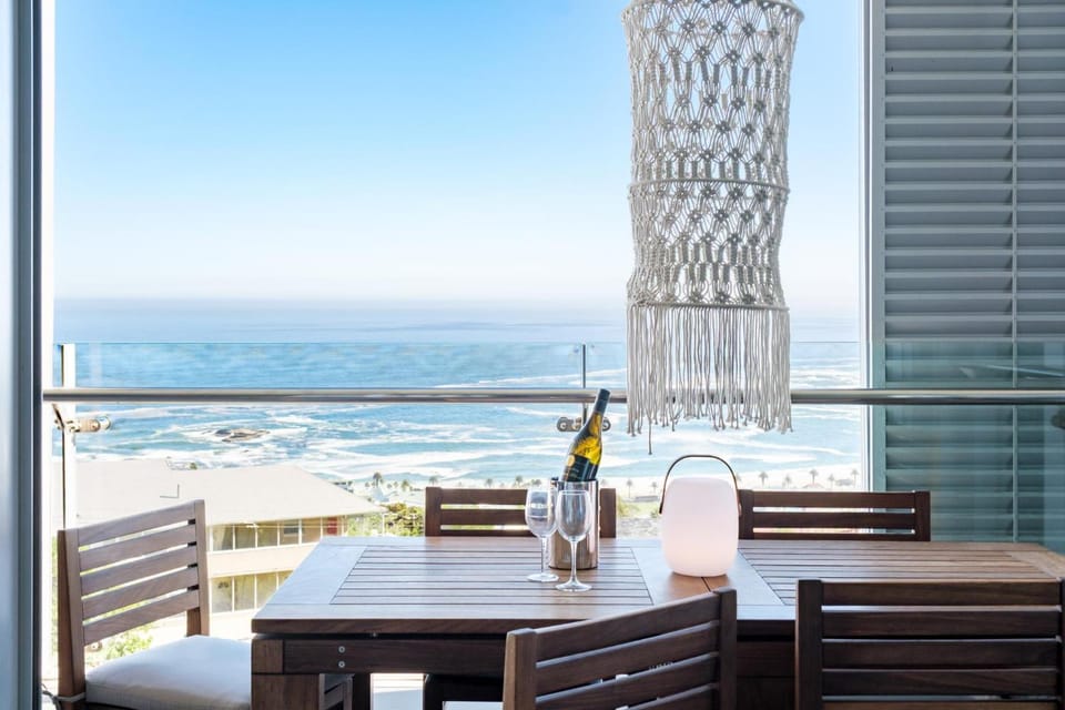 View (from property/room), Balcony/Terrace, Balcony/Terrace, Seating area, Dining area, Sea view