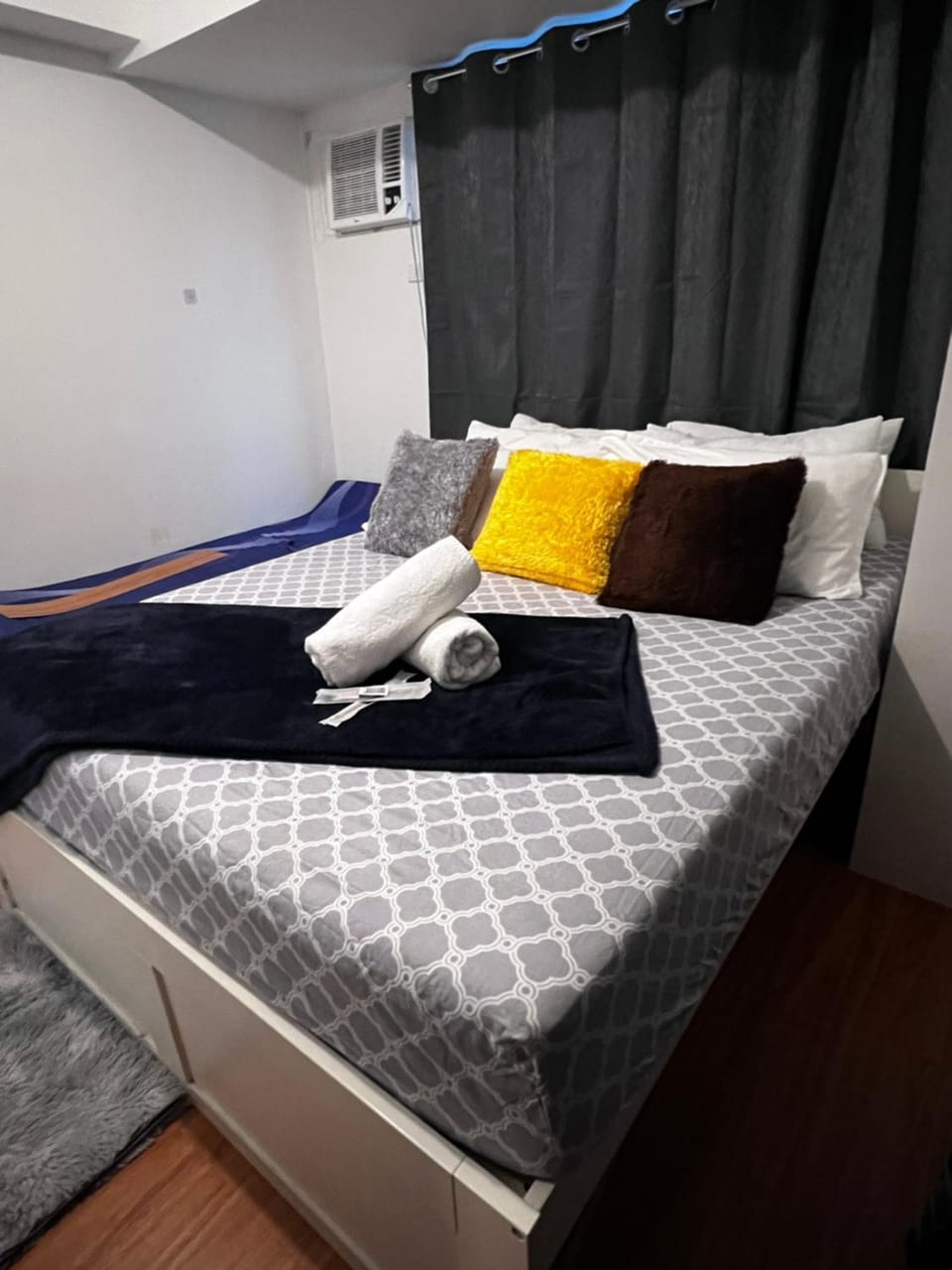Family Haven Tagaytay - 1 BR - up to 6 Pax - Taal View - Full Kitchen - FAST Wi-Fi - Apartment hotel in Tagaytay