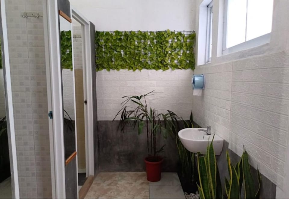 Shower, Toilet, Bathroom, bidet