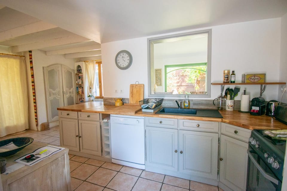 Jolie maison indépendante avec jardin et piscine House in Aix-en-Provence