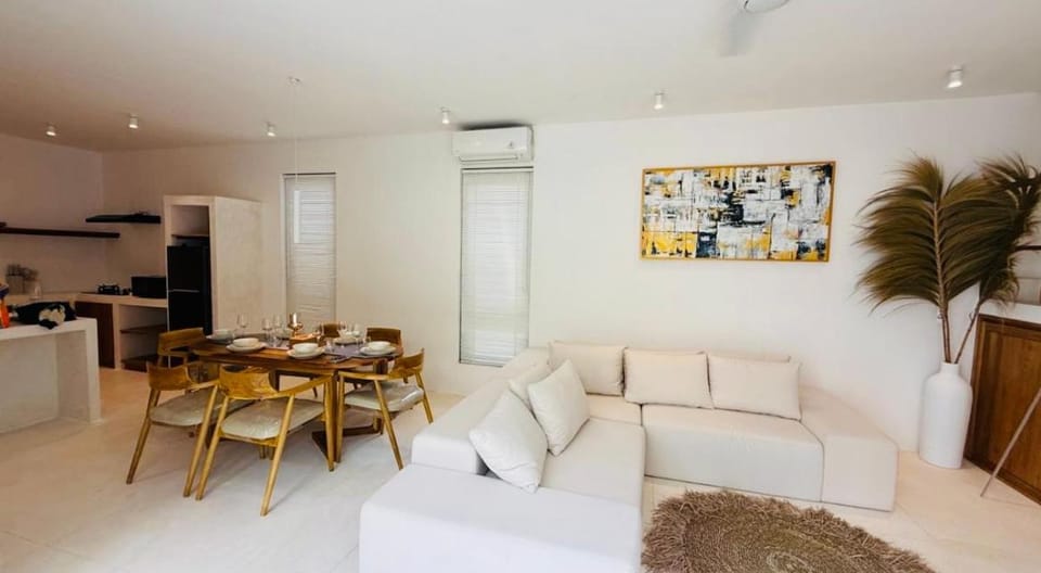 Bali Tranquility Uluwatu 2Flb White Vacation rental in Bali