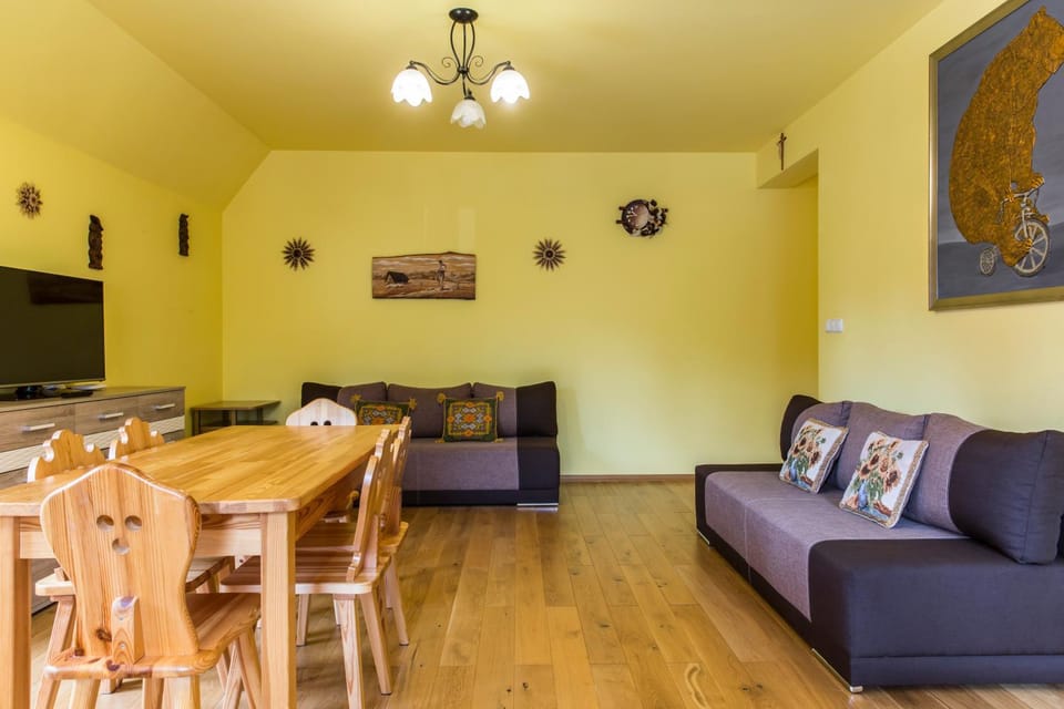 Dining area, Bedroom