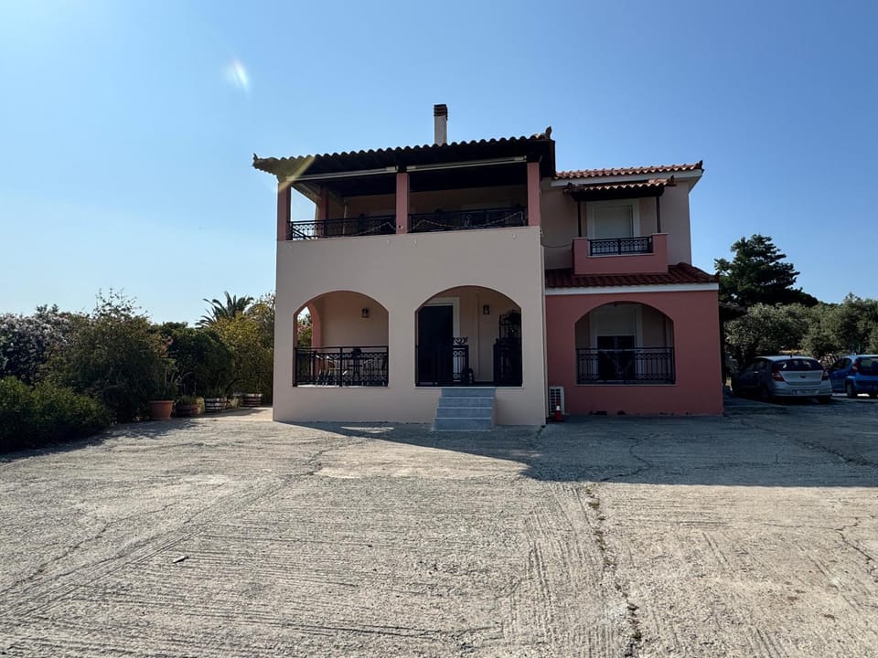 Property building, Parking