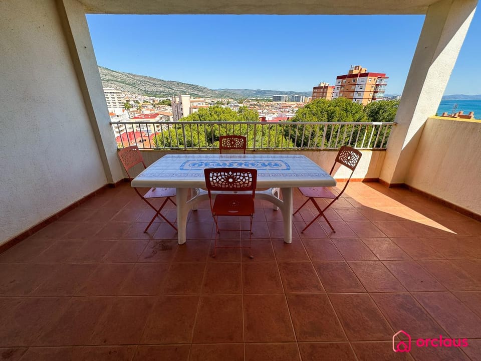 View (from property/room), Balcony/Terrace, Dining area, Mountain view