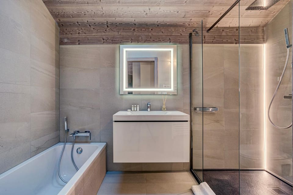 Shower, Bathroom