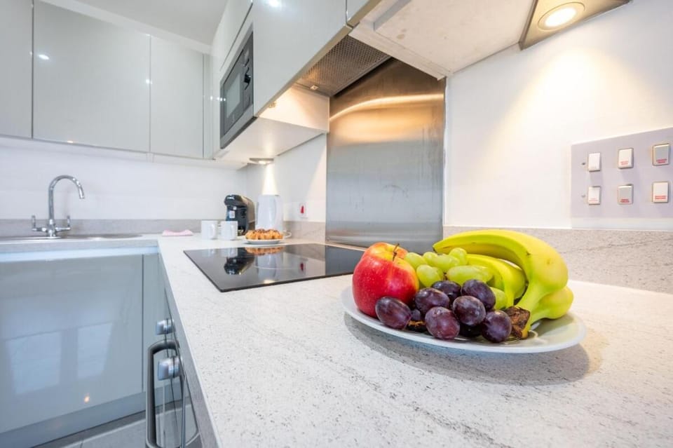 Waterside - Free Parking - WIFI - Great Location Apartment in Cardiff