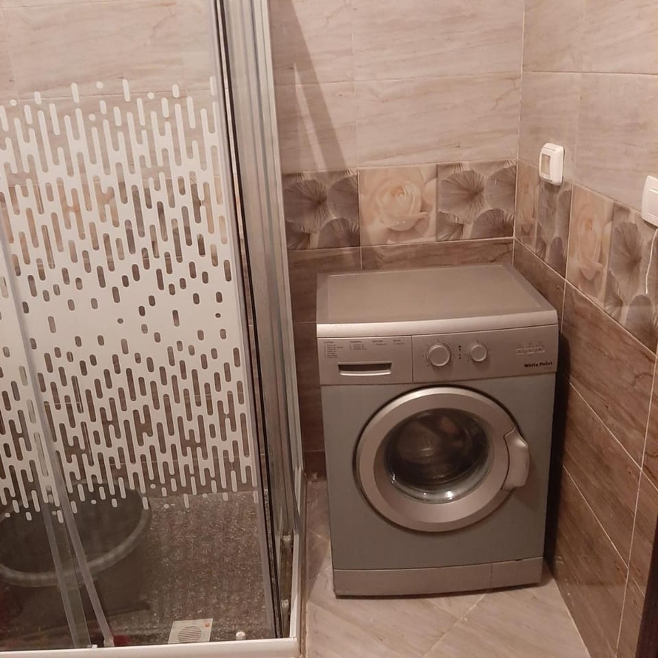 للأيجار مفروش بسكن مصر الداون تاون - امام جامعه نوال الدجوى وطريق الواحات Apartment in Egypt