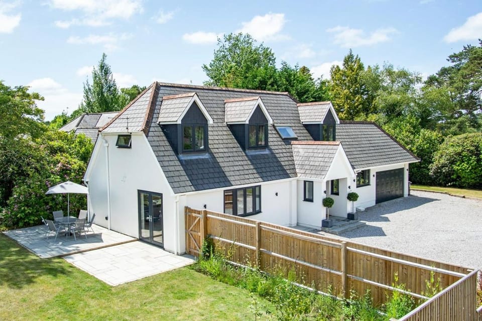 Facade/entrance, Garden, Garden view