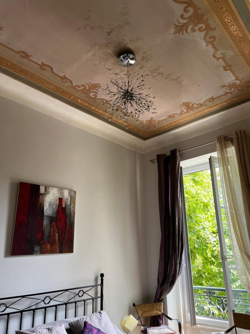 Photo of the whole room