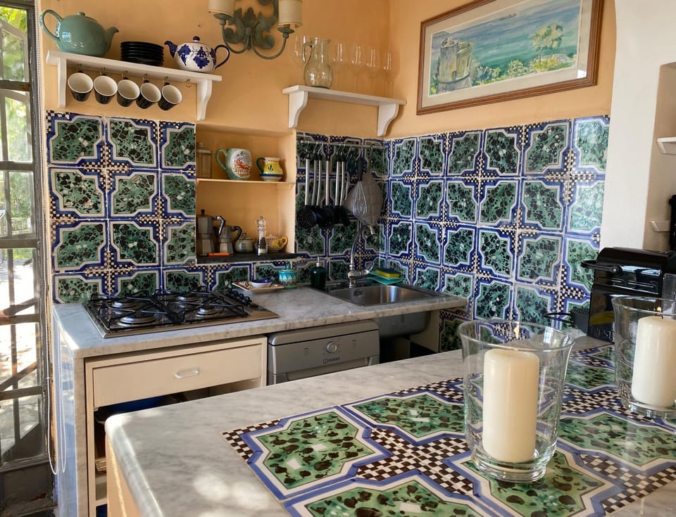 Kitchen or kitchenette, stove, kitchen