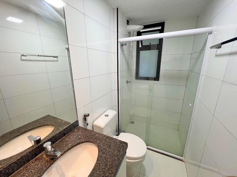 Shower, Bathroom, towels