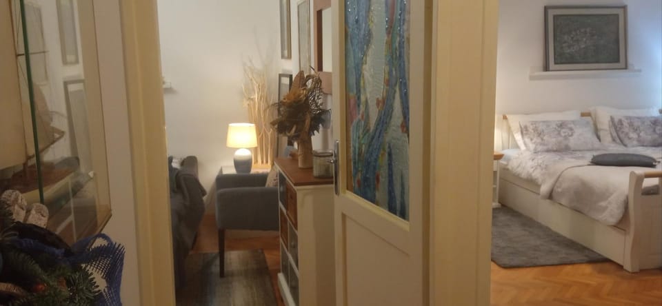 Living room, Bedroom