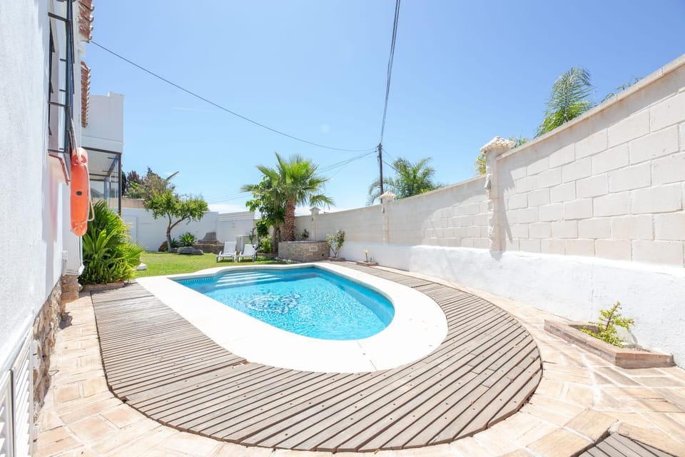 Day, Garden, Garden, Solarium, Balcony/Terrace, Pool view, Swimming pool, Swimming pool