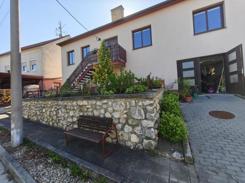 Apartma Zlatuška Apartment in South Moravian Region