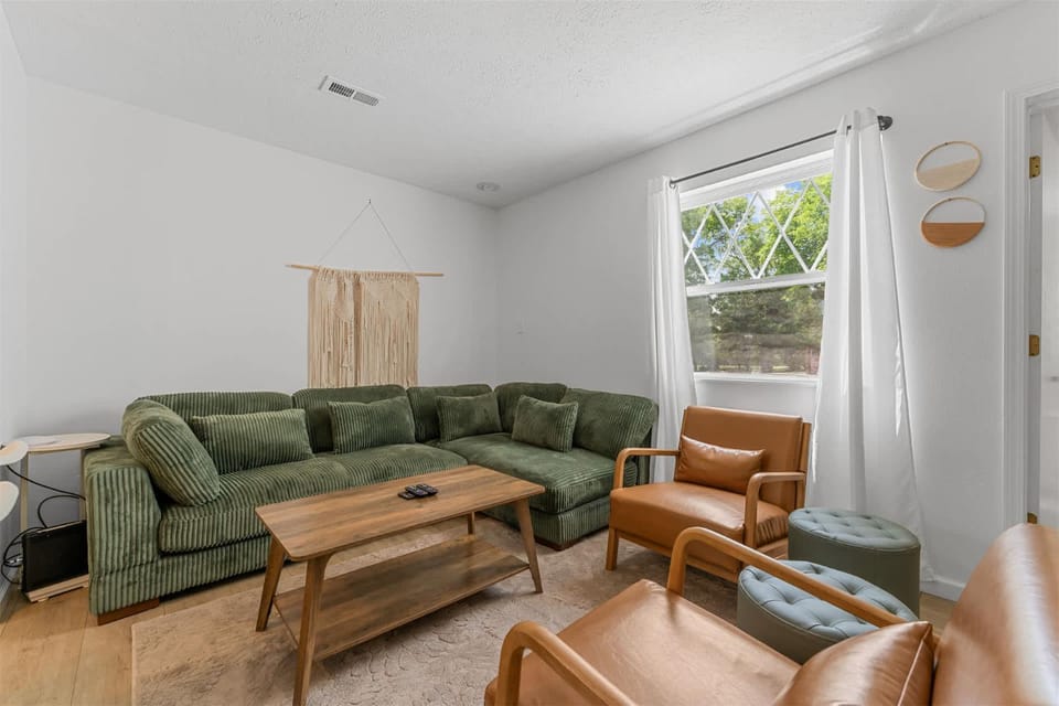 Tranquil Woods Retreat - Experience Branson from the Shores of Table Rock Lake House in Indian Point
