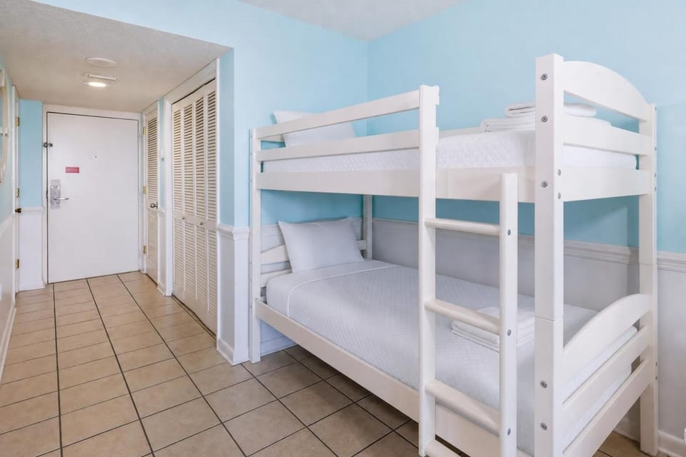 Phoenix IV 4002 Apartment in Orange Beach