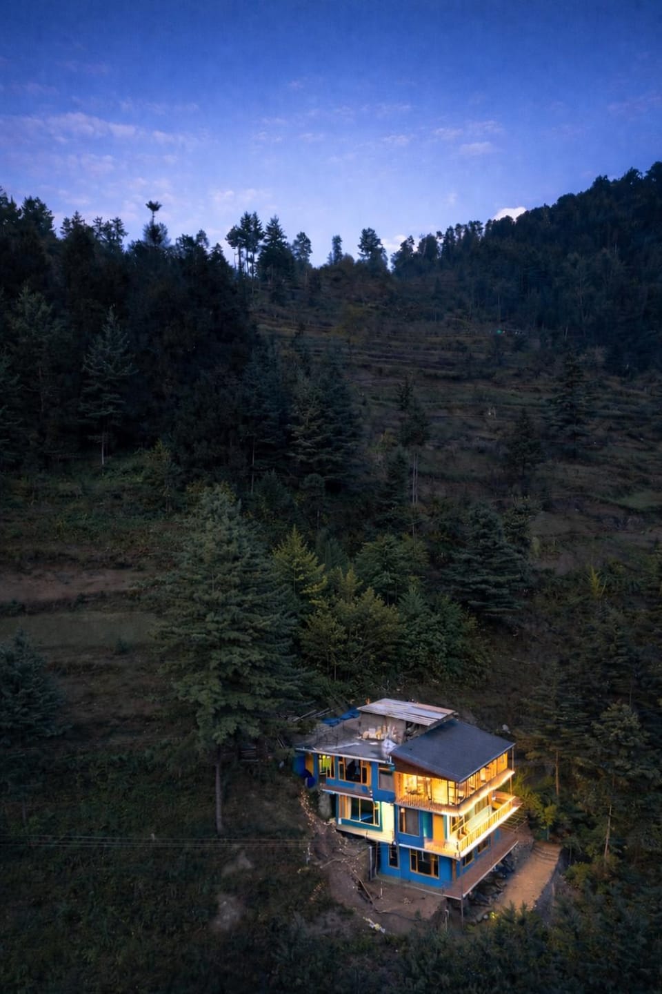 Solo ki Duniya, near Jhalori Pass, Jibhi, Shoja Hostel in Himachal Pradesh