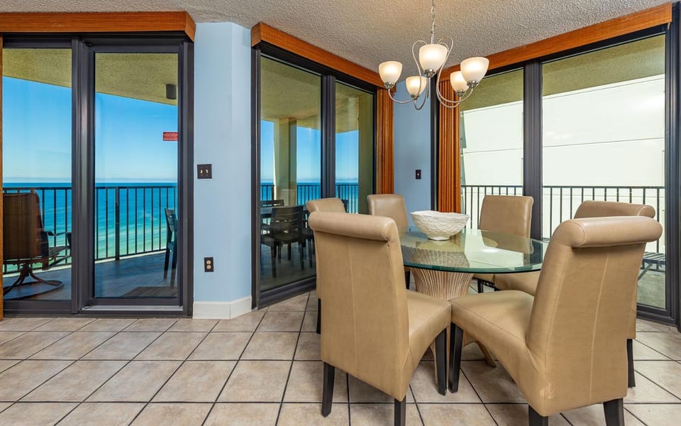 Phoenix IV 4111 condo Apartment in Orange Beach