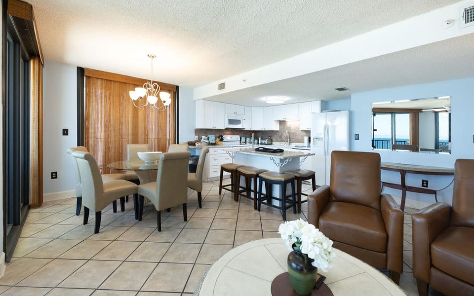 Phoenix IV 4111 condo Apartment in Orange Beach