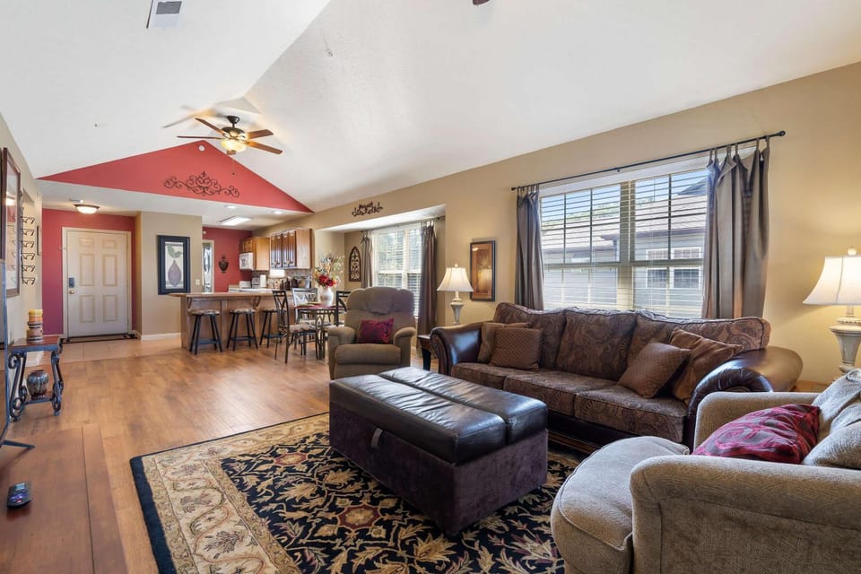 The Hogue Penthouse - Unwind and Relax House in Table Rock Lake