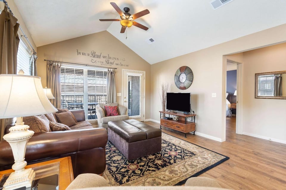 The Hogue Penthouse - Unwind and Relax House in Table Rock Lake
