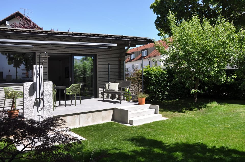 Garden, Garden, Balcony/Terrace