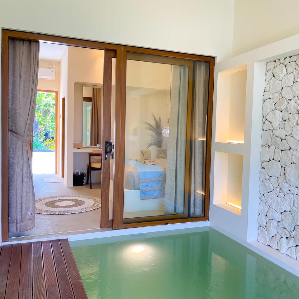 Honeymoon private pool villa - bohemian vibes Villa in Special Region of Yogyakarta