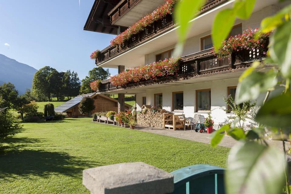 TAMERBURGERHOF Farm Stay in Lienz