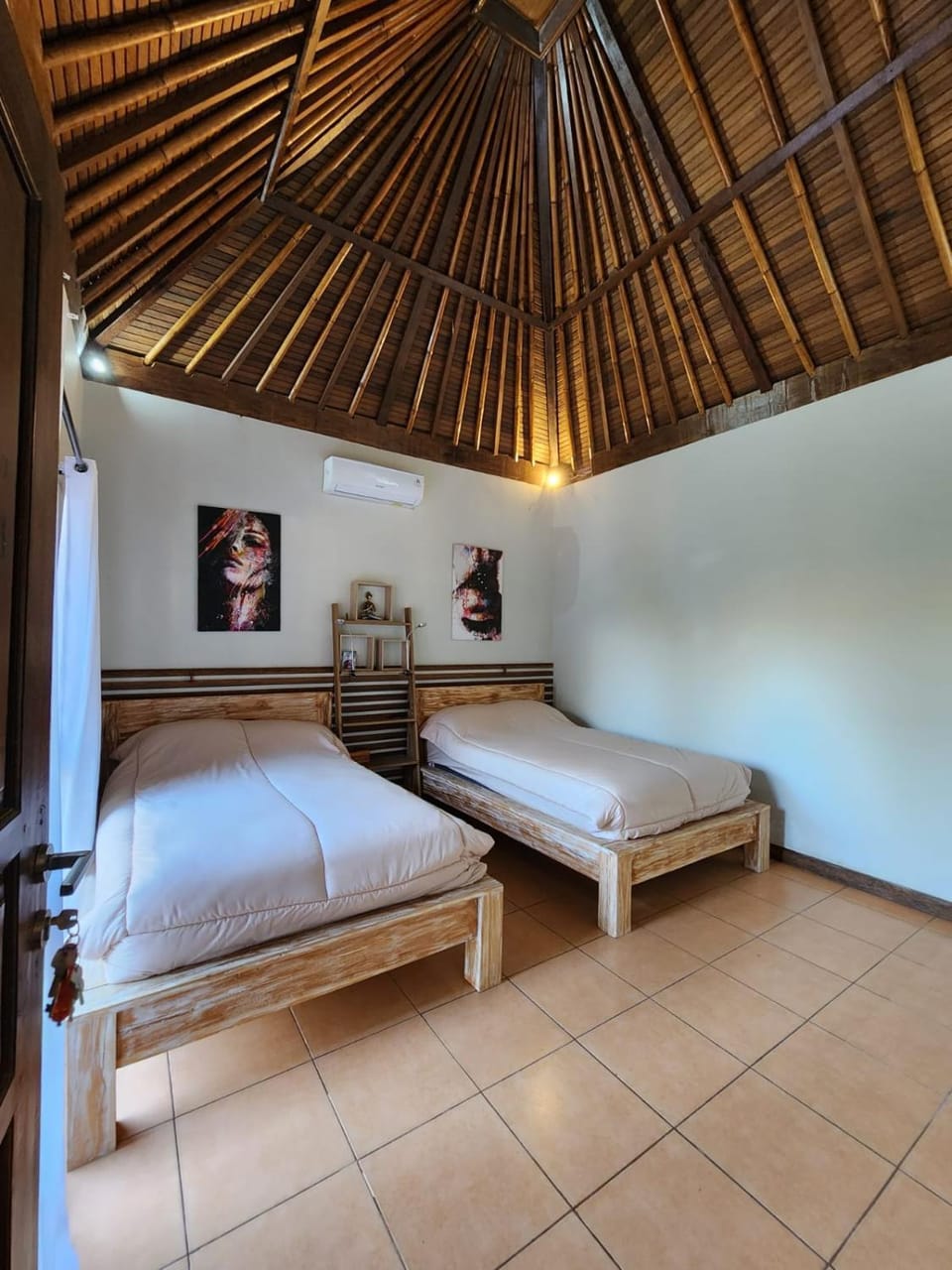 Villa 5 Bedroom private pool beach side Sanur Villa in Denpasar