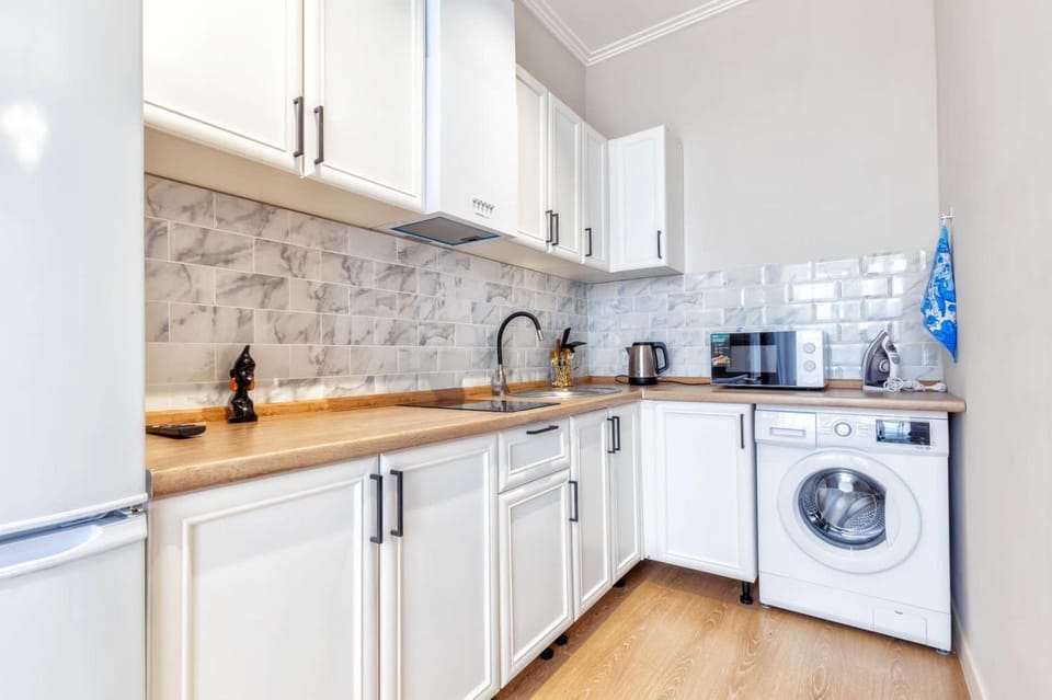 Прекрасные апартаменты возле Mega Silk Way Apartment in Kazakhstan