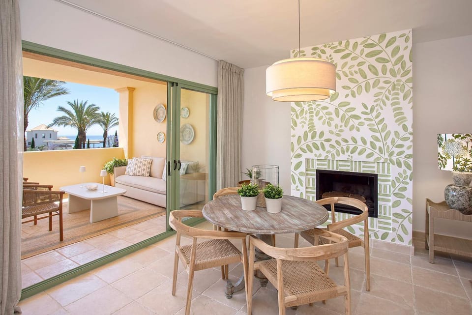 Balcony/Terrace, Living room, Other, Seating area, Dining area