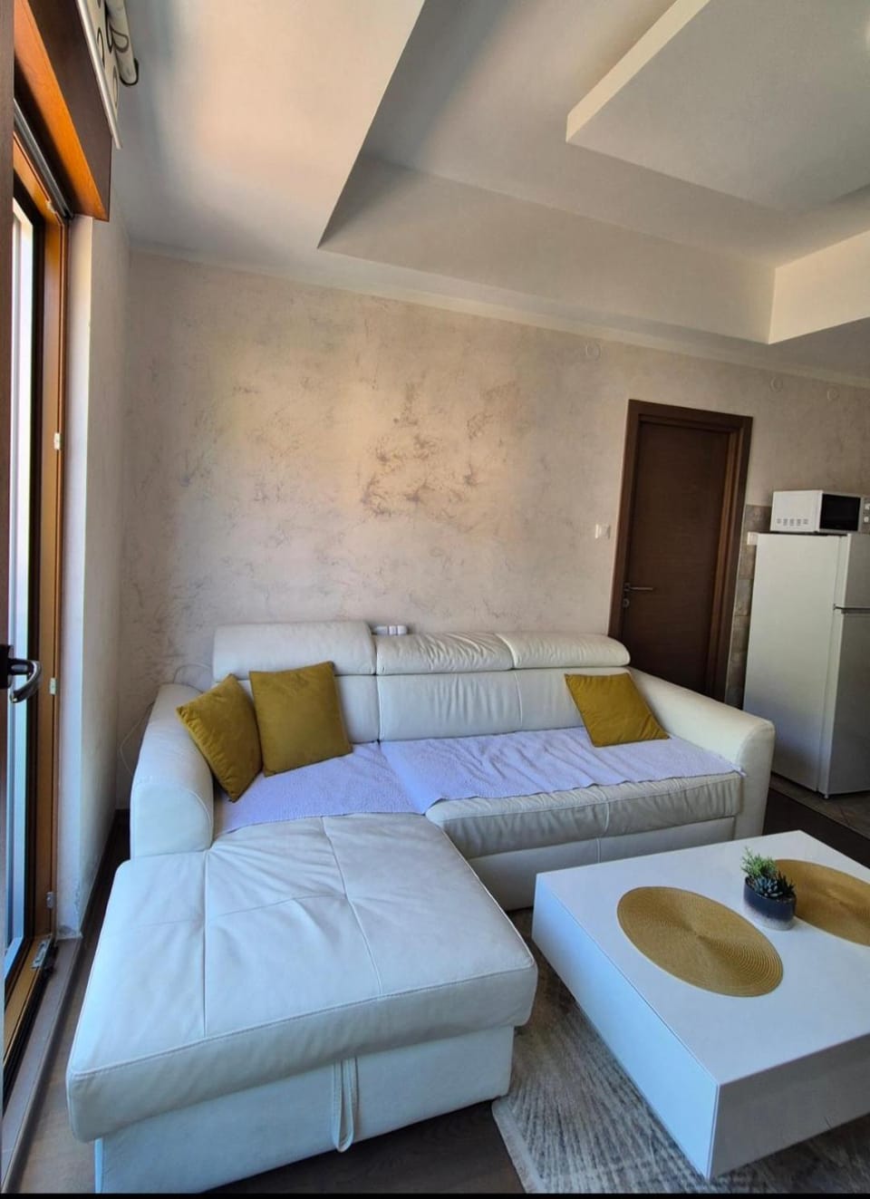 Living room, Photo of the whole room, Seating area