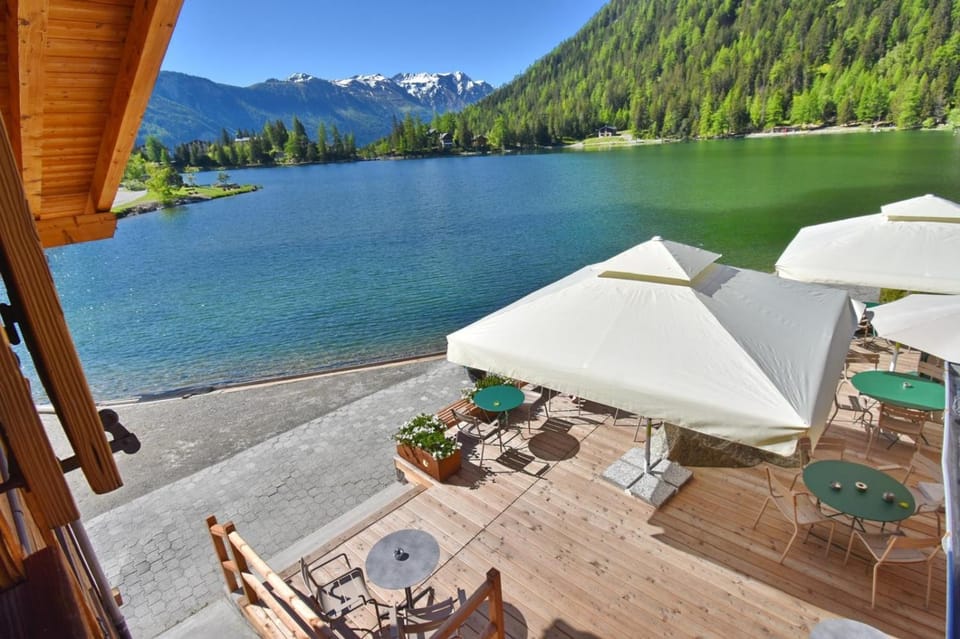 Le Cabanon- Champex Lac Bed and Breakfast in Canton of Valais