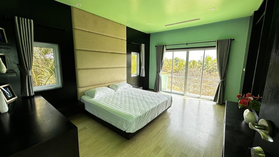 The Green House Pool Villa Udonthani Villa in Laos