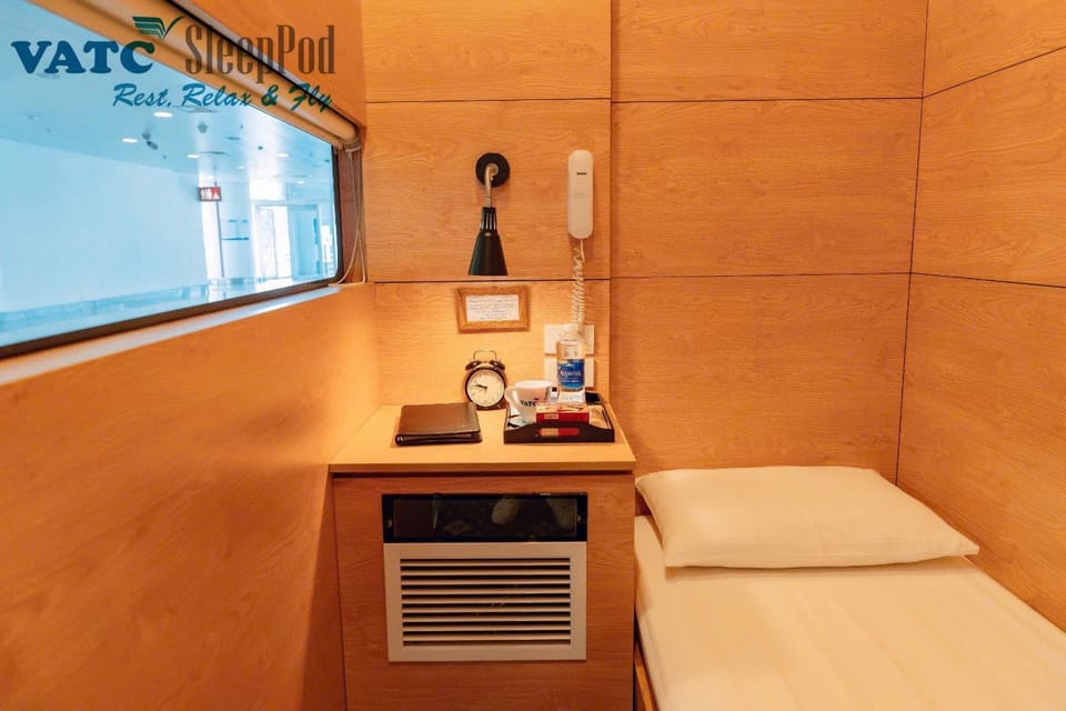 Bed, View (from property/room), Photo of the whole room, Bedroom, minibar, air conditioner