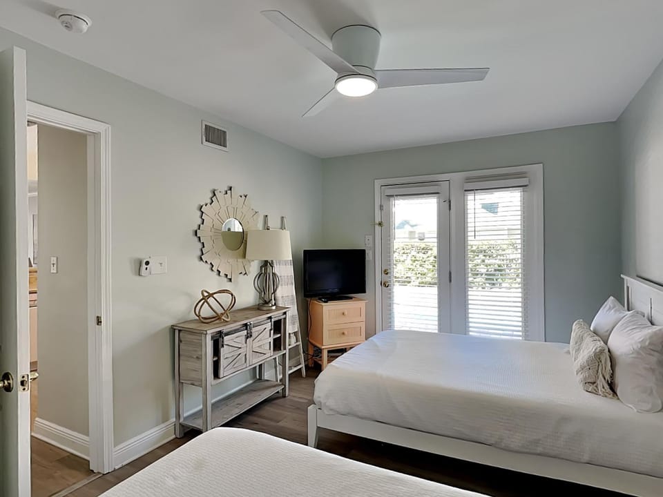 Serenity Cottage House in Miramar Beach